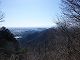 山頂からみた三毳山